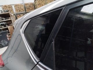bontott NISSAN PULSAR Jobb C Oszlop Oldalablak Üveg