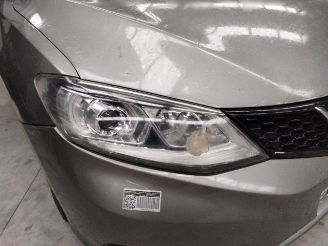 bontott NISSAN PULSAR Jobb Fényszóró