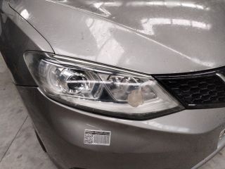 bontott NISSAN PULSAR Jobb Fényszóró