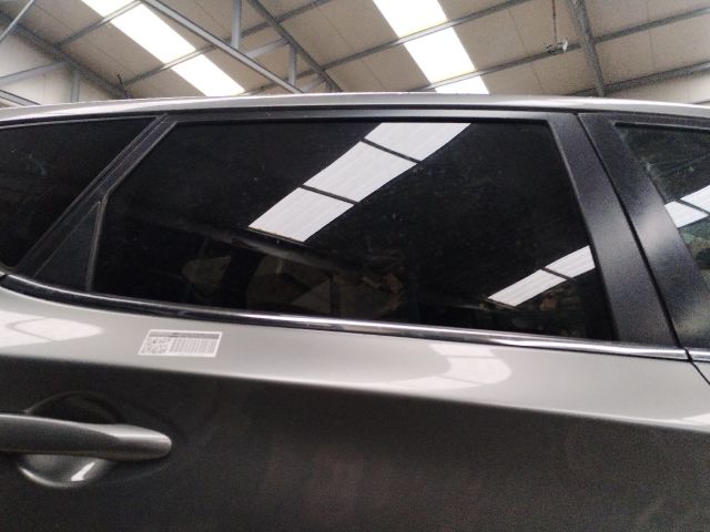 bontott NISSAN PULSAR Jobb hátsó Ablak