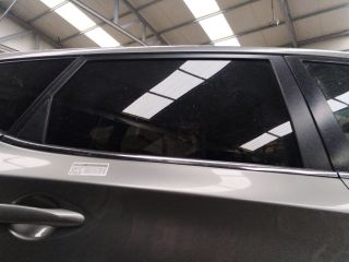 bontott NISSAN PULSAR Jobb hátsó Ablak