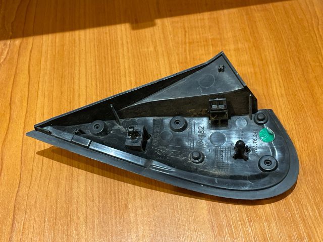 bontott NISSAN PULSAR Jobb Visszapillantó Tükör Előtti Burkolat