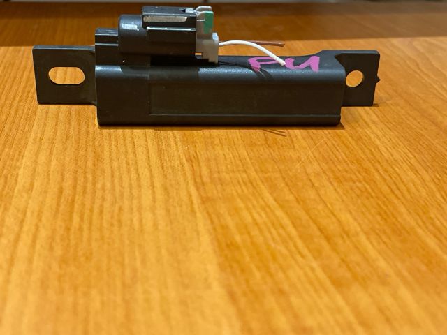 bontott NISSAN PULSAR Kulcs Nélküli Nyitás Jeladó