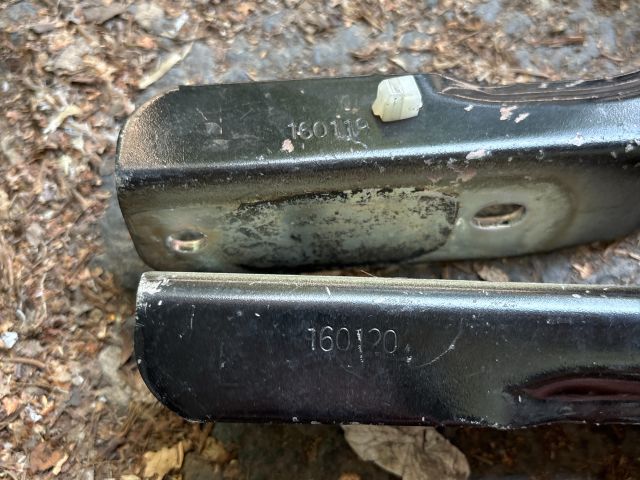 bontott NISSAN PULSAR Motorháztető Zsanér Pár