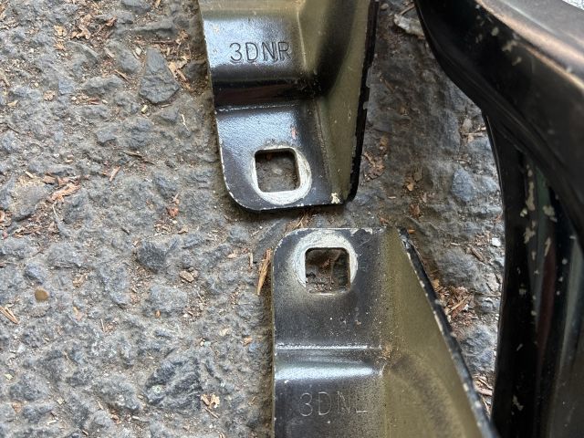 bontott NISSAN PULSAR Motorháztető Zsanér Pár