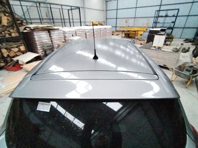 bontott NISSAN PULSAR Pótféklámpa Idom