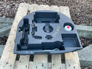 bontott NISSAN PULSAR Pótkerék Szerszámtartó