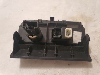 bontott NISSAN PULSAR Szivargyújtó Aljzat