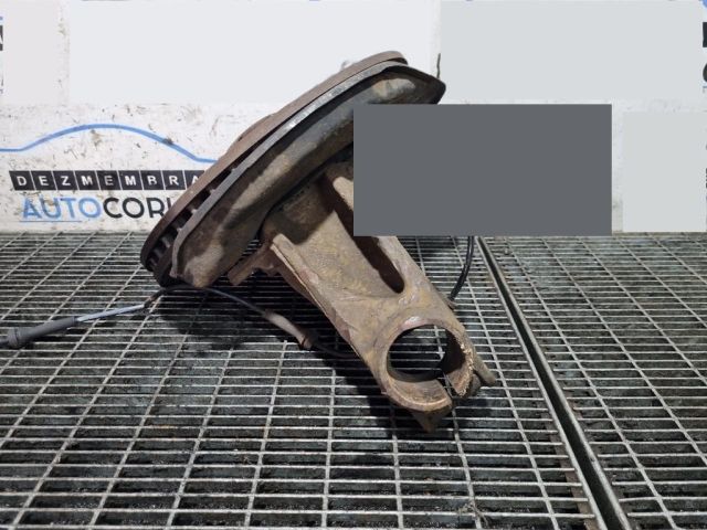 bontott NISSAN QASHQAI Bal első Csonkállvány