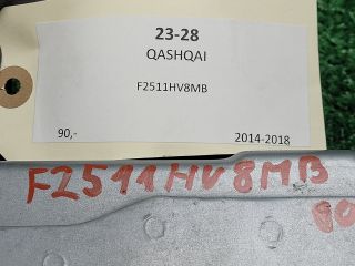 bontott NISSAN QASHQAI Homlokfal (Üres lemez)