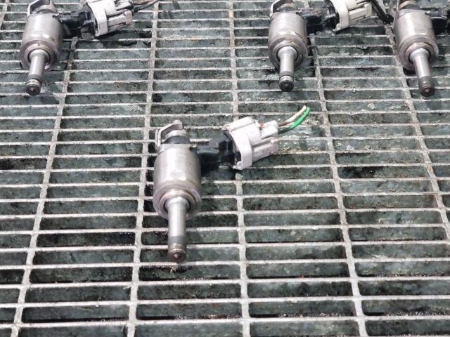 bontott NISSAN QASHQAI Porlasztó (1 db)