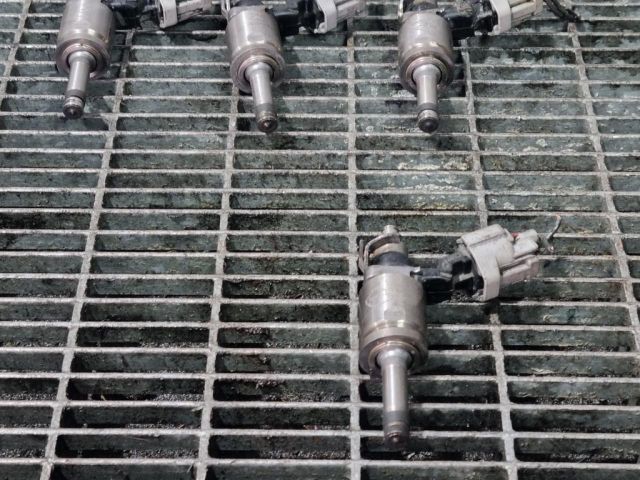 bontott NISSAN QASHQAI Porlasztó (1 db)