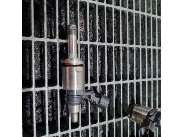 bontott NISSAN QASHQAI Porlasztó (1 db)