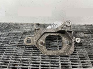 bontott NISSAN QASHQAI Váltó Tartó Bak (Pozíciófüggetlen)