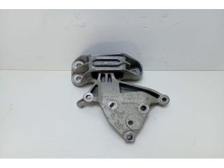 bontott NISSAN QASHQAI Motor Tartó Bak (Pozíciófüggetlen)