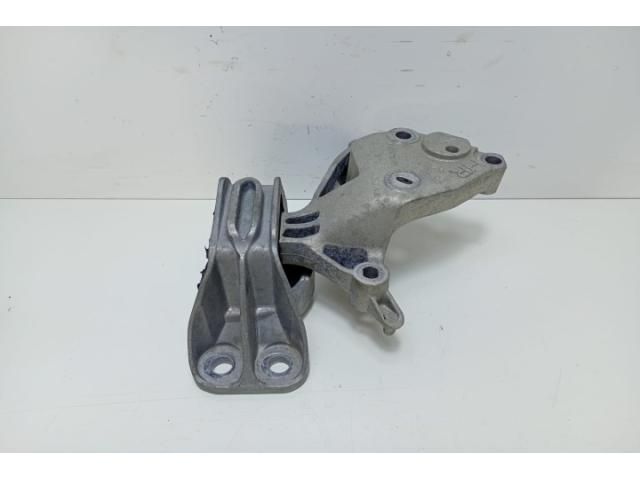 bontott NISSAN QASHQAI Motor Tartó Bak (Pozíciófüggetlen)