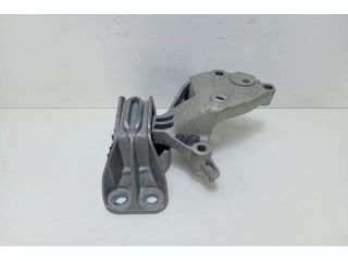 bontott NISSAN QASHQAI Motor Tartó Bak (Pozíciófüggetlen)