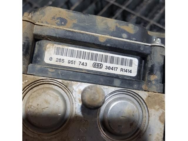 bontott NISSAN QASHQAI ABS Kocka