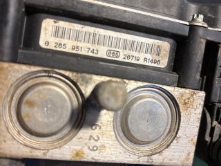 bontott NISSAN QASHQAI ABS Kocka