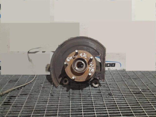 bontott NISSAN QASHQAI Bal első Csonkállvány