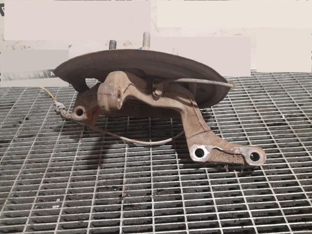 bontott NISSAN QASHQAI Bal első Csonkállvány