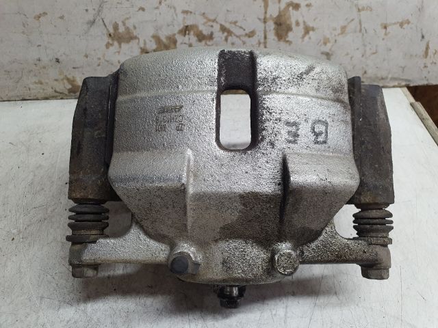 bontott NISSAN QASHQAI Bal első Féknyereg Munkahengerrel