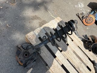 bontott NISSAN QASHQAI Bal első Gólyaláb (Lengécsillapító, Rugó)