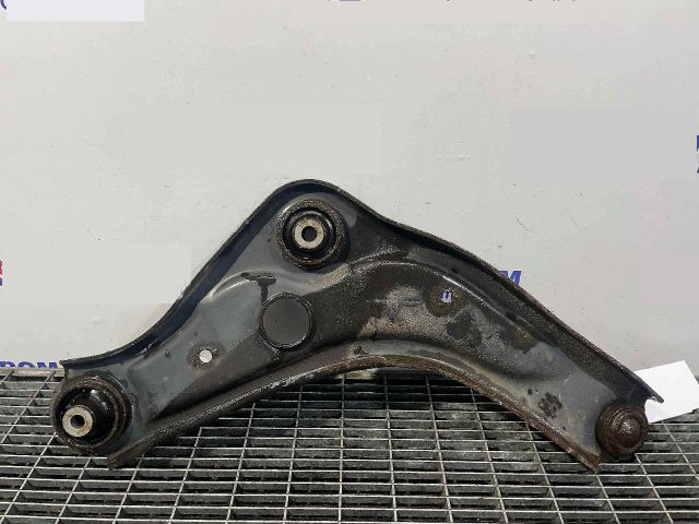 bontott NISSAN QASHQAI Bal első Lengőkar