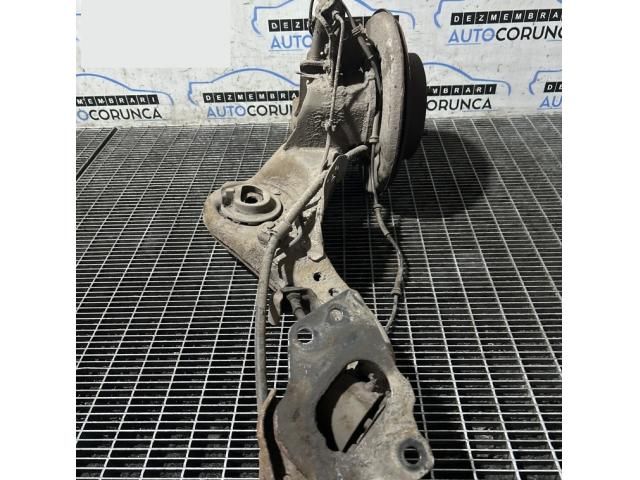 bontott NISSAN QASHQAI Bal hátsó Csonkállvány