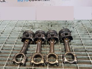 bontott NISSAN QASHQAI Dugattyú