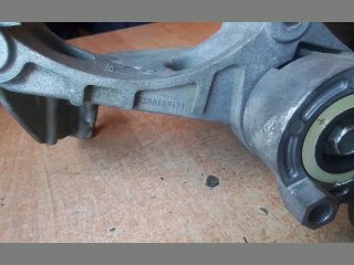 bontott NISSAN QASHQAI Generátor Tartó Bak