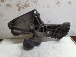 bontott NISSAN QASHQAI Generátor Tartó Bak