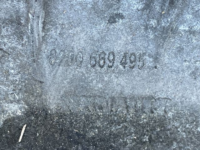 bontott NISSAN QASHQAI Generátor Tartó Bak