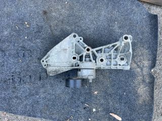 bontott NISSAN QASHQAI Generátor Tartó Bak