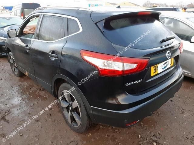 bontott NISSAN QASHQAI Jobb első Csonkállvány