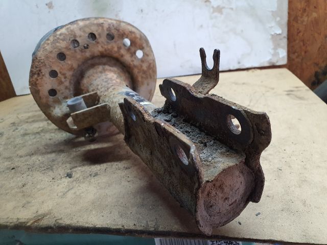 bontott NISSAN QASHQAI Jobb első Gólyaláb (Lengécsillapító, Rugó)