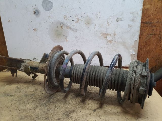 bontott NISSAN QASHQAI Jobb első Gólyaláb (Lengécsillapító, Rugó)