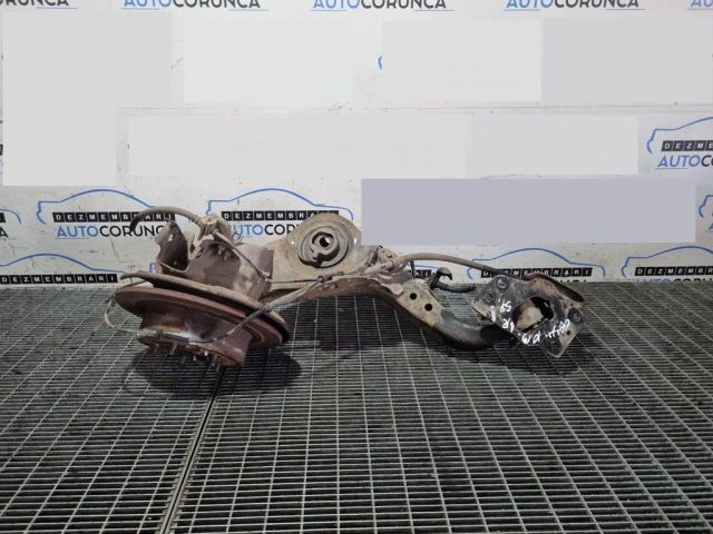 bontott NISSAN QASHQAI Jobb hátsó Csonkállvány