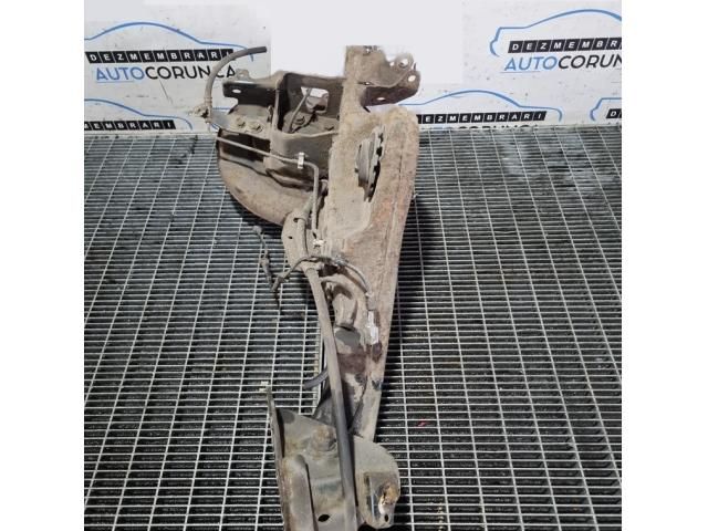 bontott NISSAN QASHQAI Jobb hátsó Csonkállvány