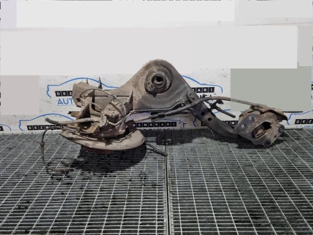 bontott NISSAN QASHQAI Jobb hátsó Csonkállvány