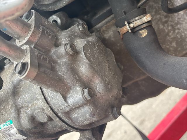 bontott NISSAN QASHQAI Klímakompresszor