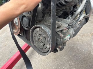 bontott NISSAN QASHQAI Klímakompresszor