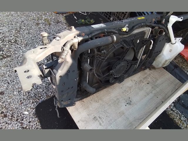 bontott NISSAN QASHQAI Komplett Homlokfal (Részeivel)