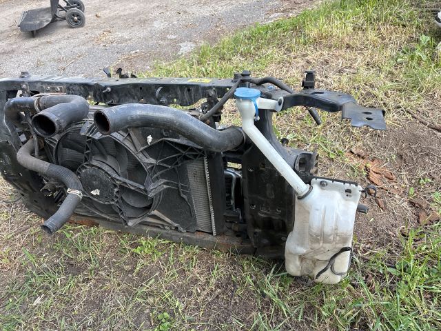 bontott NISSAN QASHQAI Komplett Homlokfal (Részeivel)