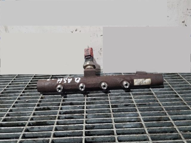 bontott NISSAN QASHQAI Közösnyomócső