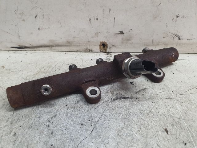 bontott NISSAN QASHQAI Közösnyomócső