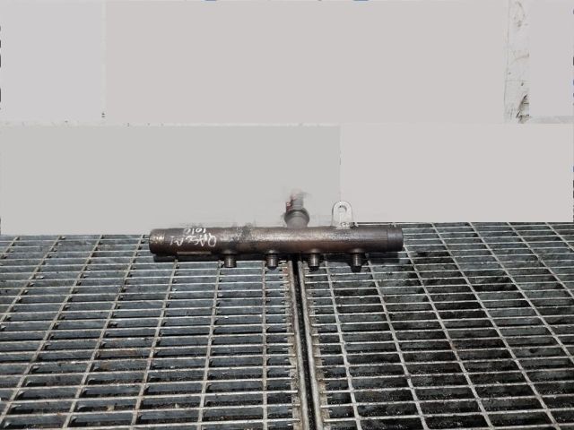 bontott NISSAN QASHQAI Közösnyomócső