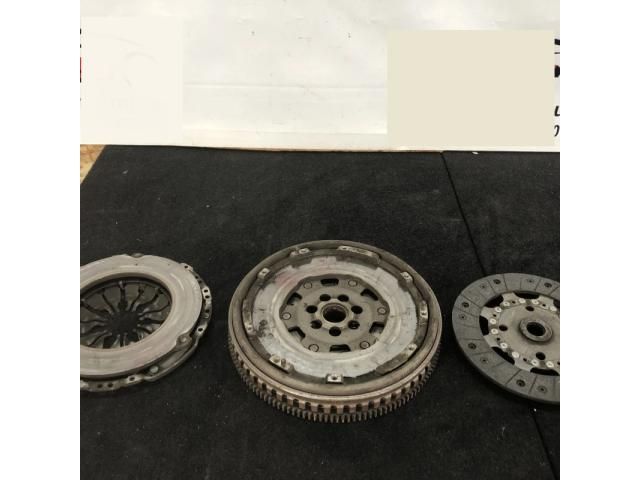 bontott NISSAN QASHQAI Kuplung Szett (Szerkezet, Tárcsa)