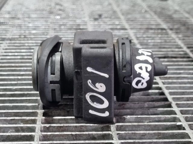 bontott NISSAN QASHQAI Lefújószelep