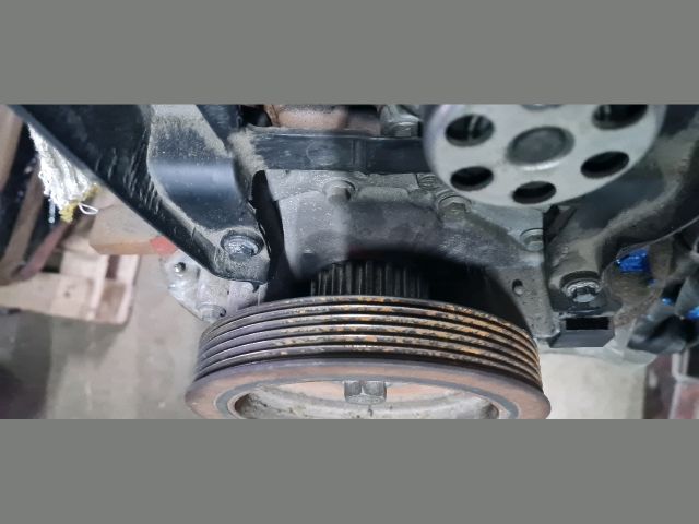 bontott NISSAN QASHQAI Motor (Fűzött blokk hengerfejjel)